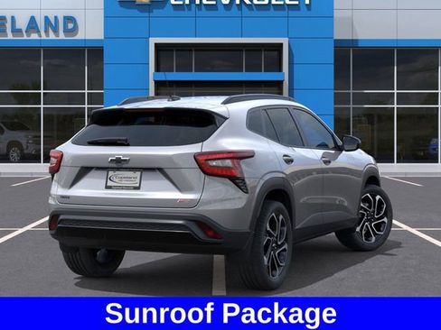 New 2026 Chevrolet Trax RS w/ Sunroof Package image 5