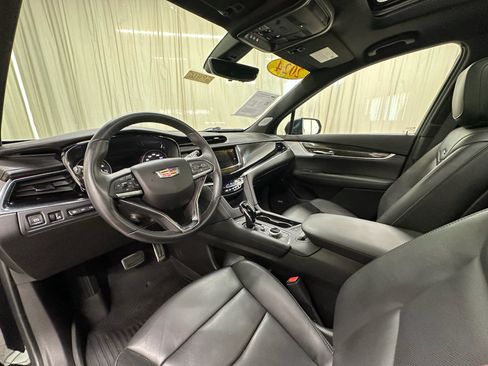 Used 2024 Cadillac XT6 Sport w/ LPO, Onyx Lite Package AWD/4WD image 32
