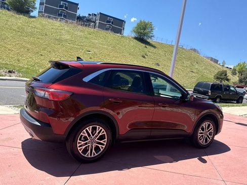 Used 2021 Ford Escape SEL AWD/4WD image 9