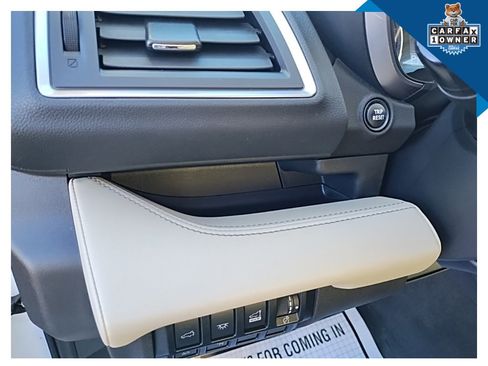 Certified 2022 Subaru Ascent Limited w/ Technology Package image 25