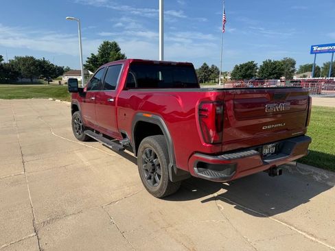Used 2024 GMC Sierra 2500 Denali w/ Denali Reserve Package AWD/4WD image 5