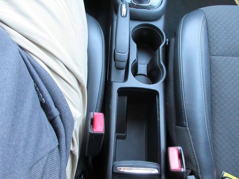 Certified 2018 Buick Encore Preferred image 26