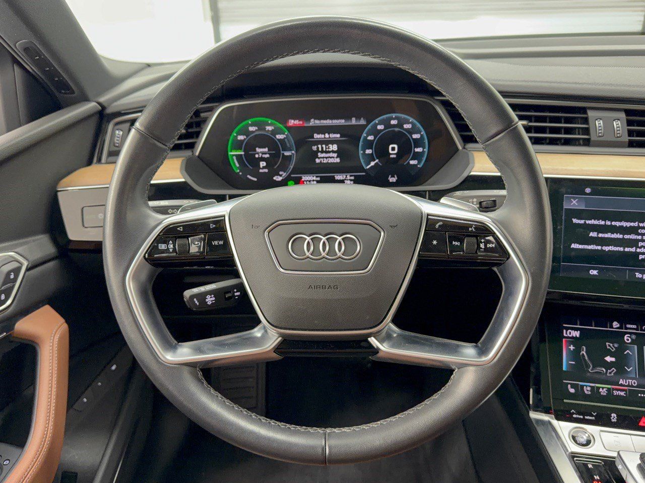 Used 2024 Audi Q8 e-tron Premium Plus w/ Premium Plus Package AWD/4WD image 10