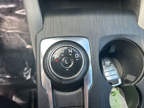 Used 2023 Ford Escape Active image 19
