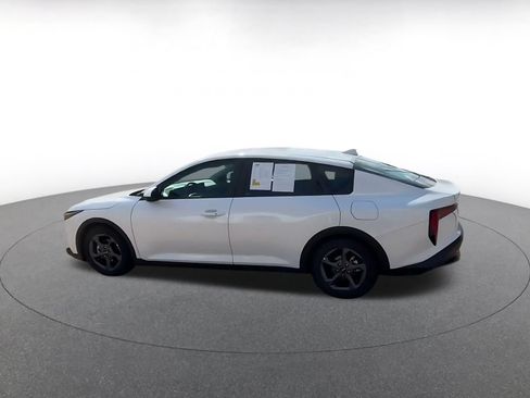 Used 2025 Kia K4 FWD image 8