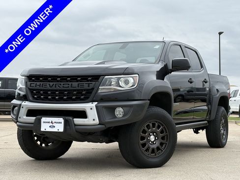 Used 2019 Chevrolet Colorado ZR2 w/ Colorado ZR2 Bison Edition AWD/4WD image 2
