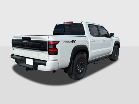 New 2026 Nissan Frontier PRO-4X w/ Pro-4x Convenience Package image 6