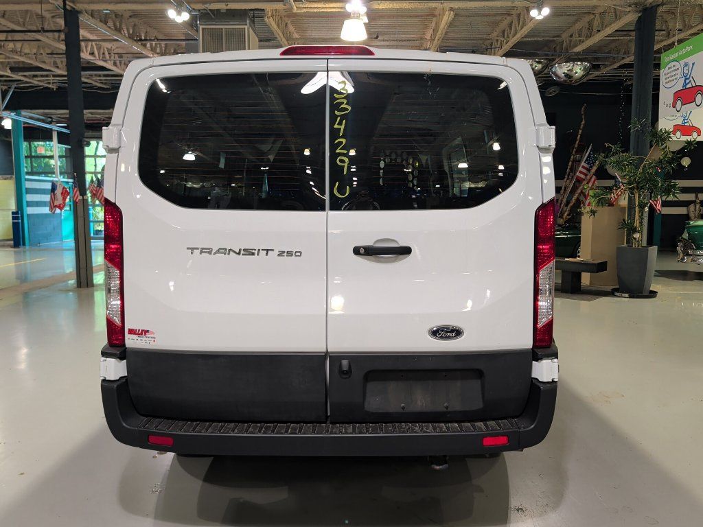 Used 2025 Ford Transit 250 Low Roof w/ Exterior Upgrade Package RWD image 7