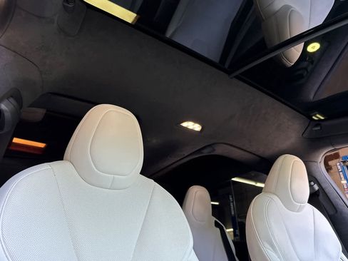 Used 2022 Tesla Model X Plaid AWD/4WD image 17