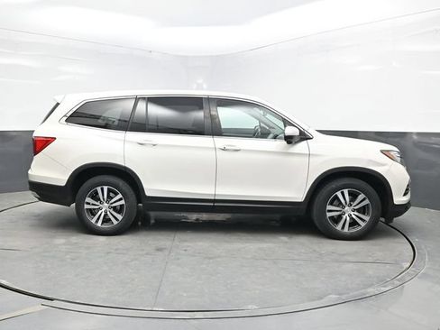 Used 2017 Honda Pilot EX-L image 9