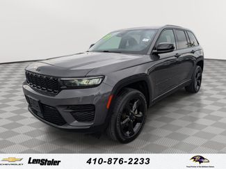 Used 2023 Jeep Grand Cherokee Altitude AWD/4WD video 1