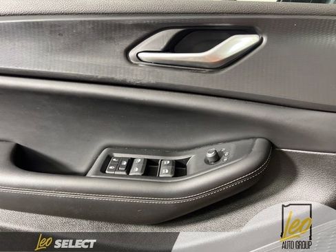 Used 2024 Jeep Grand Cherokee Altitude AWD/4WD image 28