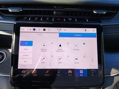 New 2025 Jeep Grand Cherokee Limited image 25