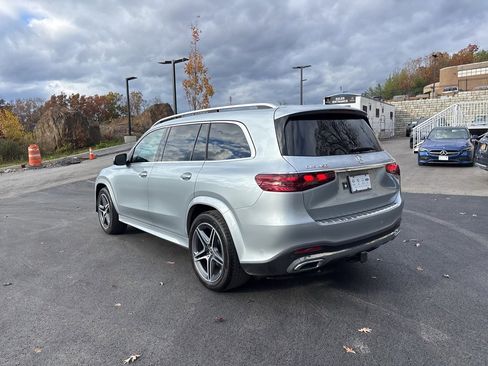 Used 2025 Mercedes-Benz GLS 450 4MATIC image 7