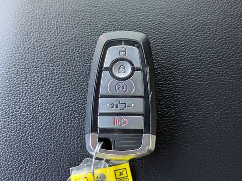 Used 2022 Ford F150 XLT w/ Equipment Group 302A High image 31