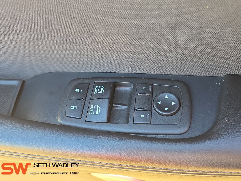 Used 2023 Dodge Challenger SXT w/ Blacktop Package AWD/4WD image 28