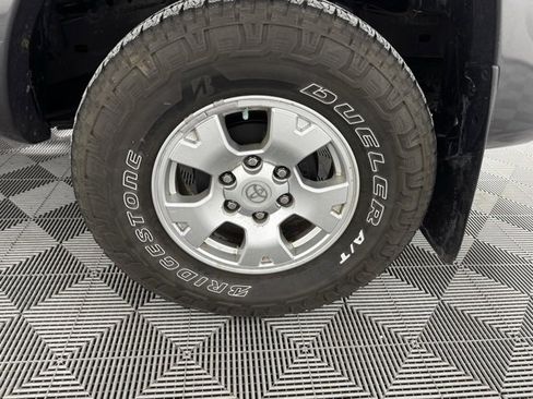 Used 2014 Toyota Tacoma 4x4 Double Cab image 17
