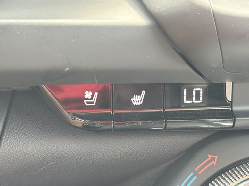 Used 2024 Chevrolet Camaro SS RWD image 8