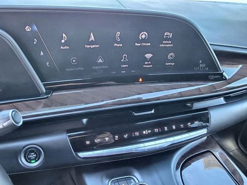 Certified 2021 Cadillac Escalade Premium Luxury Platinum image 13