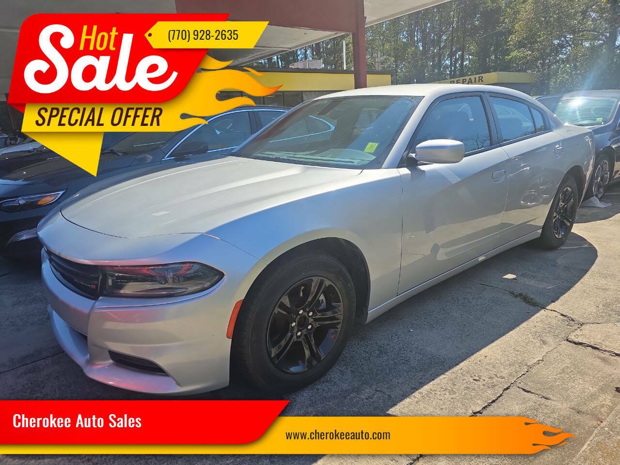Used 2022 Dodge Charger SXT RWD image 1