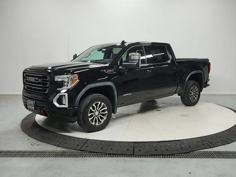 Used 2020 GMC Sierra 1500 AT4 w/ AT4 Premium Package AWD/4WD image 4