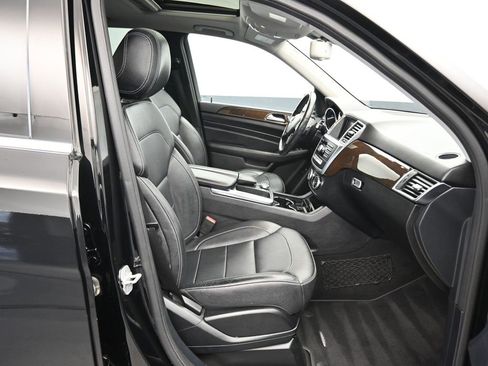 Used 2015 Mercedes-Benz ML 350 4MATIC image 40