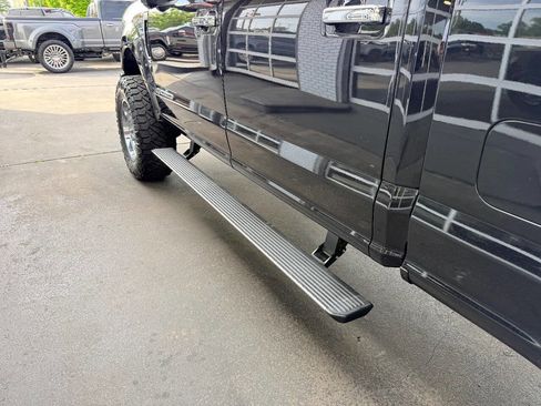 Used 2019 Ford F250 Platinum w/ Platinum Ultimate Package image 19