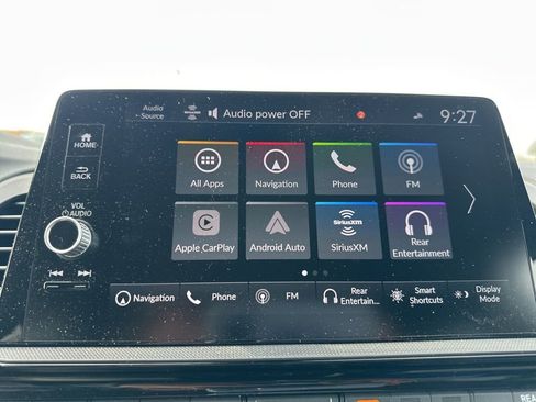 Used 2025 Honda Odyssey Elite image 23