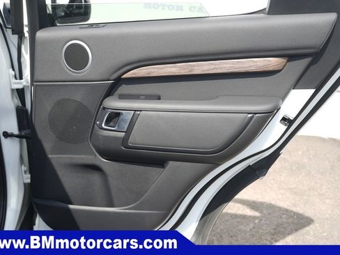 Used 2019 Land Rover Discovery HSE image 41