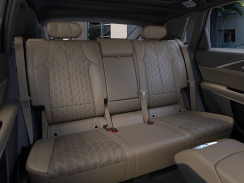 New 2026 Cadillac Lyriq Signature Sport w/ Nappa Leather Package RWD image 17