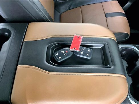 Used 2021 Chevrolet Silverado 3500 High Country AWD/4WD image 32