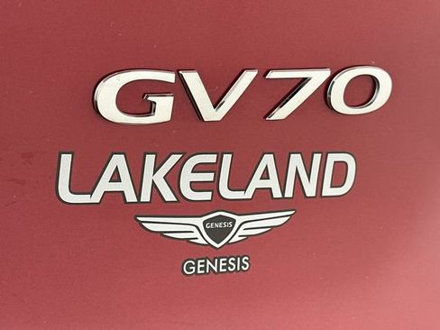 Certified 2023 Genesis GV70 2.5T w/ Select Package AWD/4WD image 30