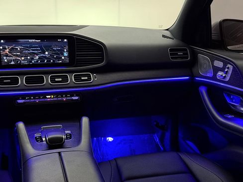 Used 2020 Mercedes-Benz GLE 350 4MATIC w/ Premium Package image 29
