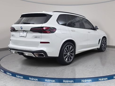 Used 2024 BMW X5 xDrive40i w/ M Sport Package AWD/4WD image 6