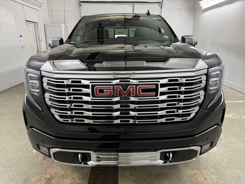 New 2026 GMC Sierra 1500 Denali w/ Technology Package image 2