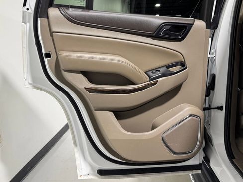 Used 2018 GMC Yukon SLT image 26