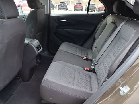 Used 2023 Chevrolet Equinox LT image 34