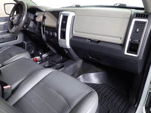 Used 2011 RAM 2500 ST w/ ST Popular Equipment Group AWD/4WD image 33