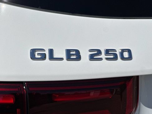 Certified 2026 Mercedes-Benz GLB 250 image 25