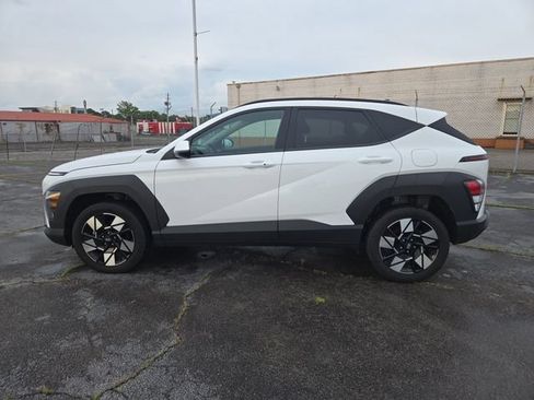 Used 2024 Hyundai Kona SEL AWD/4WD image 5