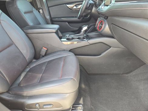 Used 2022 Chevrolet Blazer RS w/ Enhanced Convenience Package FWD image 12