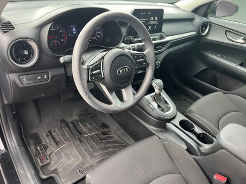 Used 2021 Kia Forte LXS FWD image 13