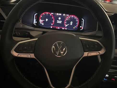 New 2026 Volkswagen Taos SEL AWD/4WD image 23