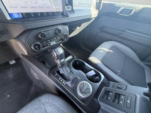 Used 2025 Ford Bronco Big Bend AWD/4WD image 14