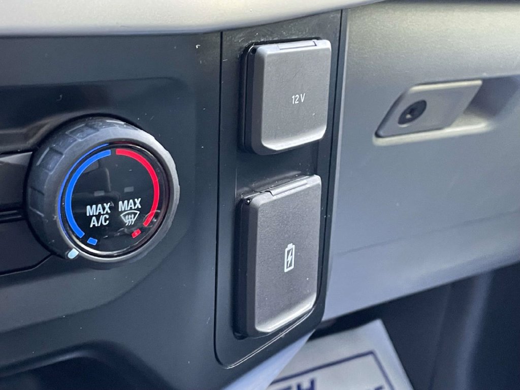 Used 2023 Ford F150 XLT AWD/4WD image 31