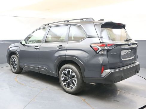 Certified 2025 Subaru Forester Premium AWD/4WD image 3