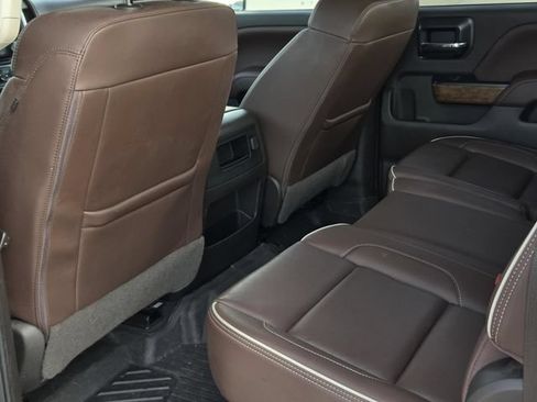 Used 2019 Chevrolet Silverado 2500 High Country w/ Duramax Plus Package AWD/4WD image 37