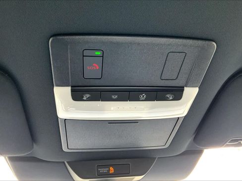 Used 2025 Nissan Pathfinder Rock Creek AWD/4WD image 31