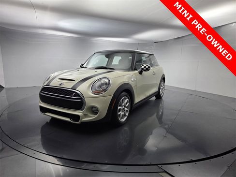 Used 2015 MINI Cooper S image 29