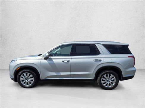 Used 2024 Hyundai Palisade SEL FWD image 9
